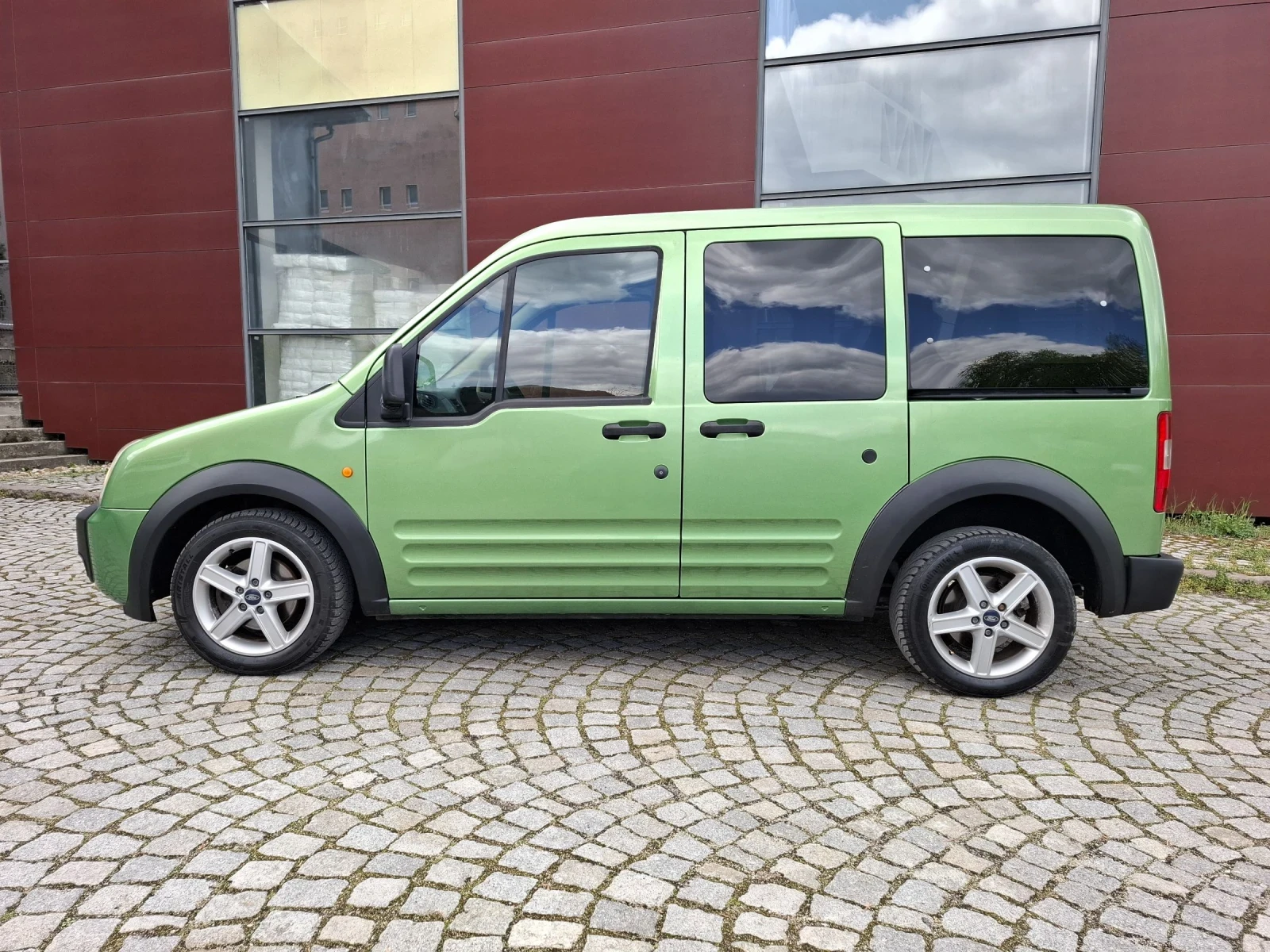 Ford Tourneo Connect 1.8TDI-GLX-110�.�.�����* �������* ���� ����*  | Mobile.bg � ����������� 2