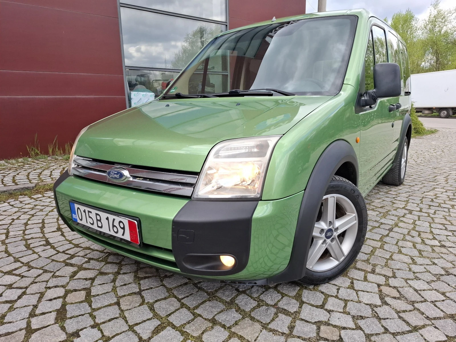 Ford Tourneo Connect 1.8TDI-GLX-110к.с.КЛИМА* ОТЛИЧНА* КАТО НОВА* 