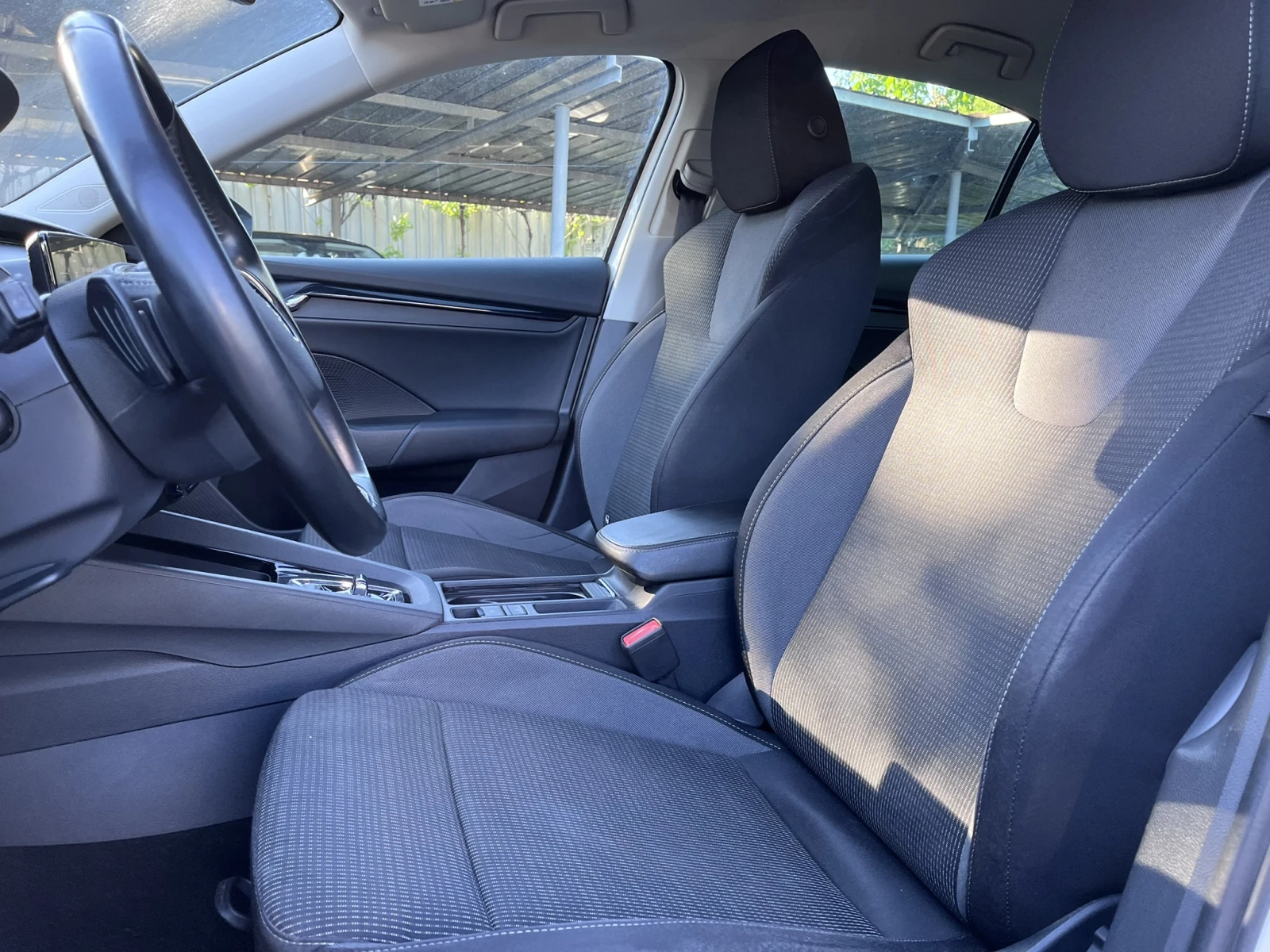 Skoda Octavia 1.5 TGI CNG Автоматик, снимка 10 - Автомобили и джипове - 54562302