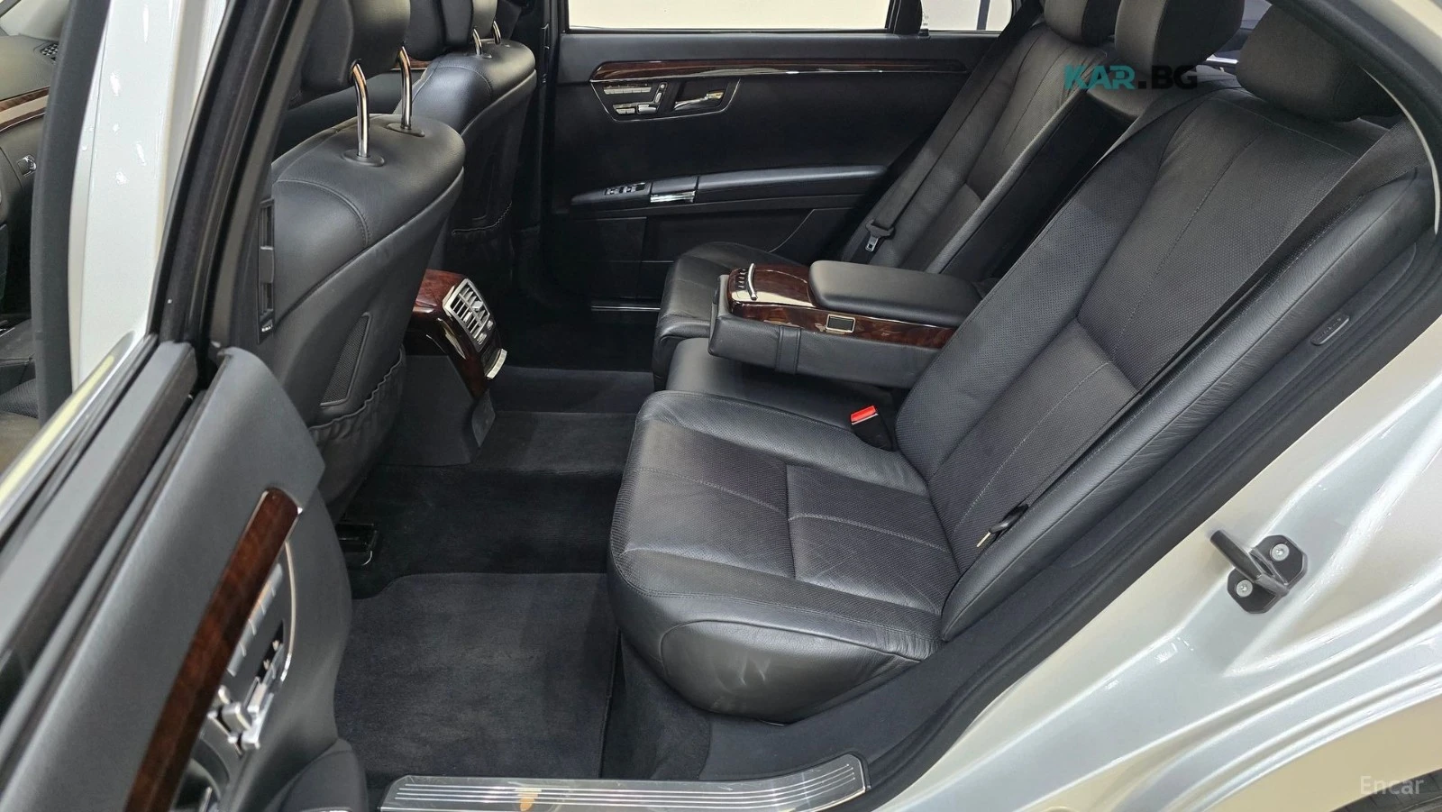 Mercedes-Benz S 500 LONG* 4MATIC* NIGHT VISION* PANO* ОБДУХВ* , снимка 12 - Автомобили и джипове - 54832940