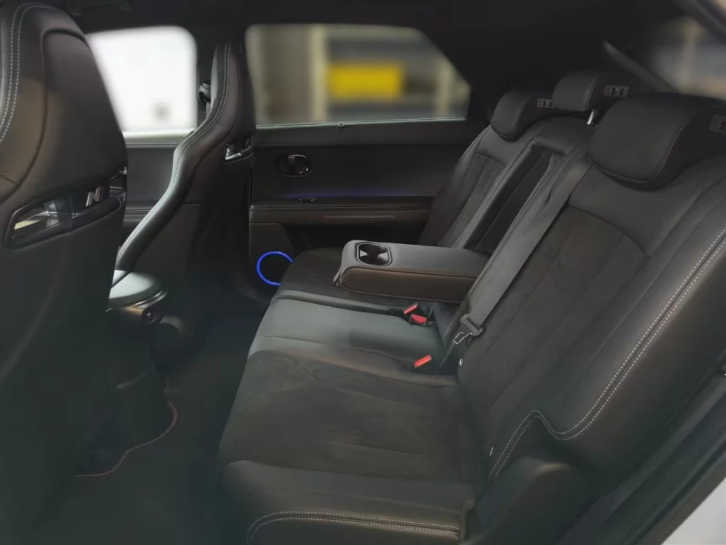 Hyundai Ioniq 5 4X4/609HP/84kWh/N-PERFORMANCE/HUD/360/KLESS/476z, снимка 11 - Автомобили и джипове - 54864876