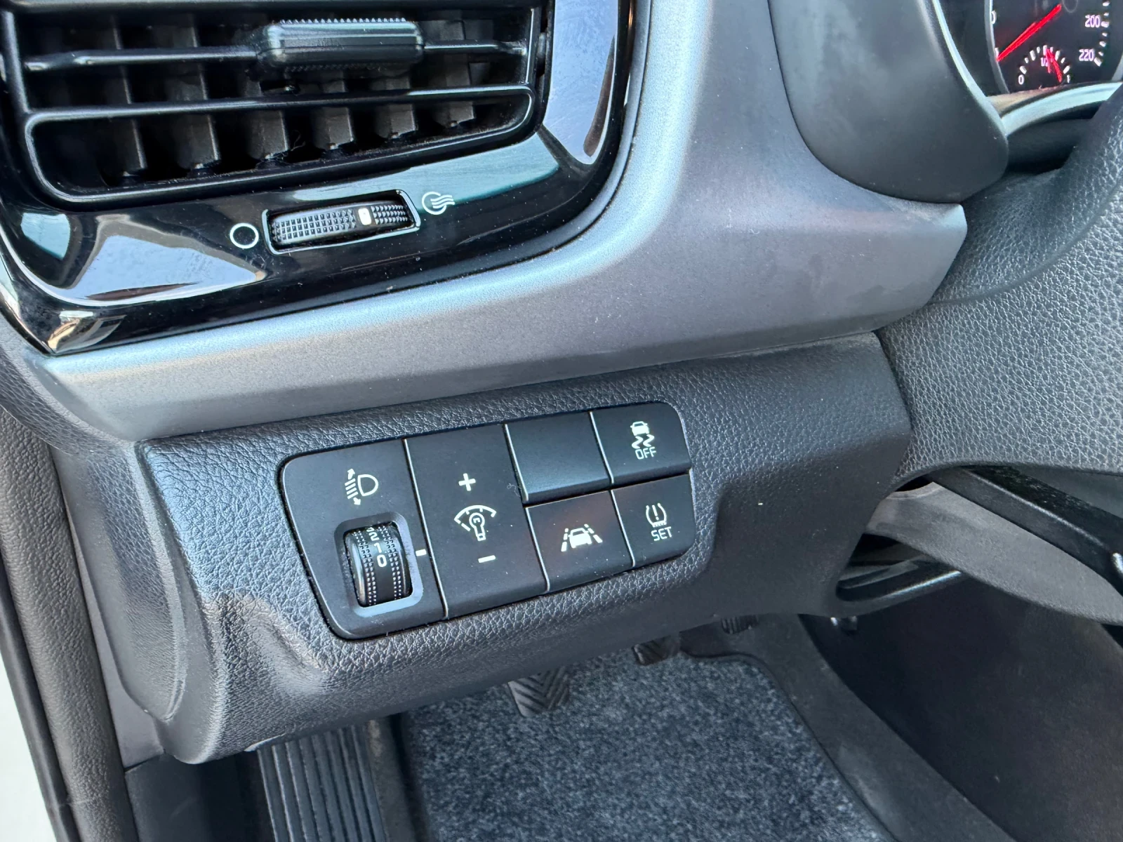 Kia Rio 1.4i 100к.с. MPI ГЕРМАНИЯ ТОП СЪСТОЯНИЕ, снимка 10 - Автомобили и джипове - 56230436