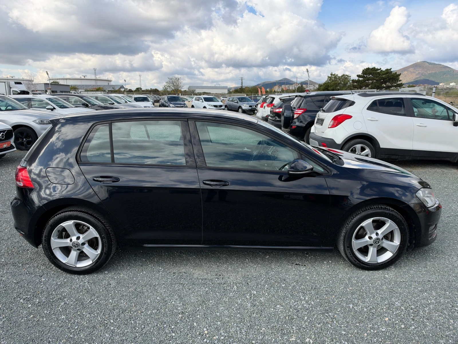 VW Golf (KATO НОВА), снимка 4 - Автомобили и джипове - 56531045