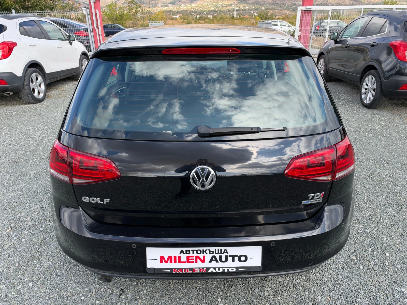 VW Golf (KATO НОВА), снимка 7 - Автомобили и джипове - 56531045