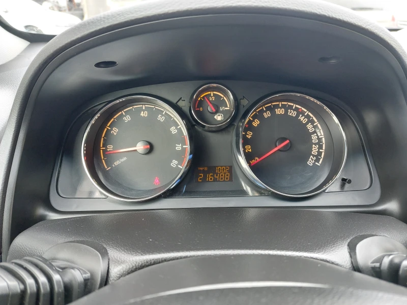 Opel Antara, снимка 16 - Автомобили и джипове - 53473112