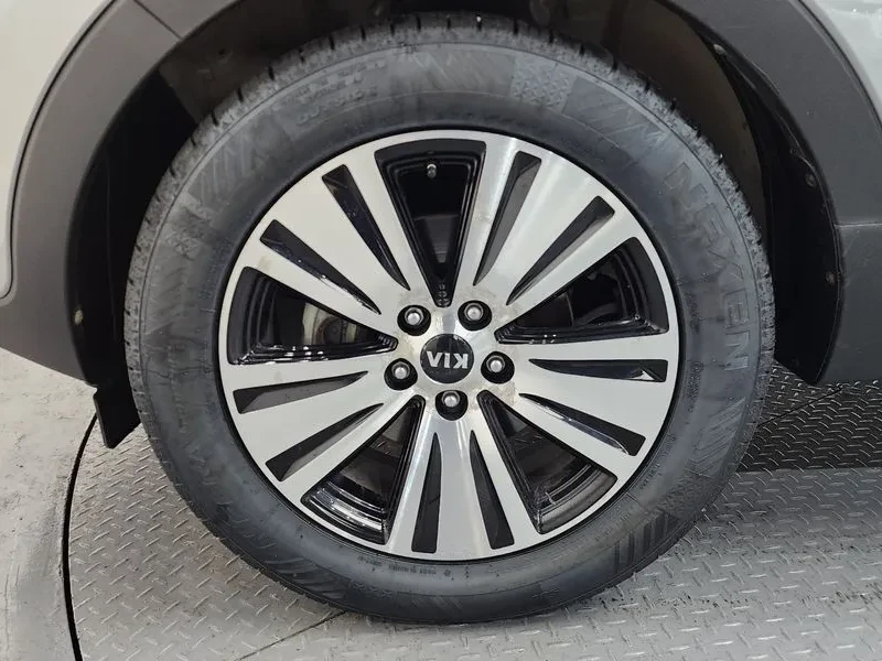 Kia Sportage R Diesel 2Wd Trendy, снимка 5 - Автомобили и джипове - 56212984