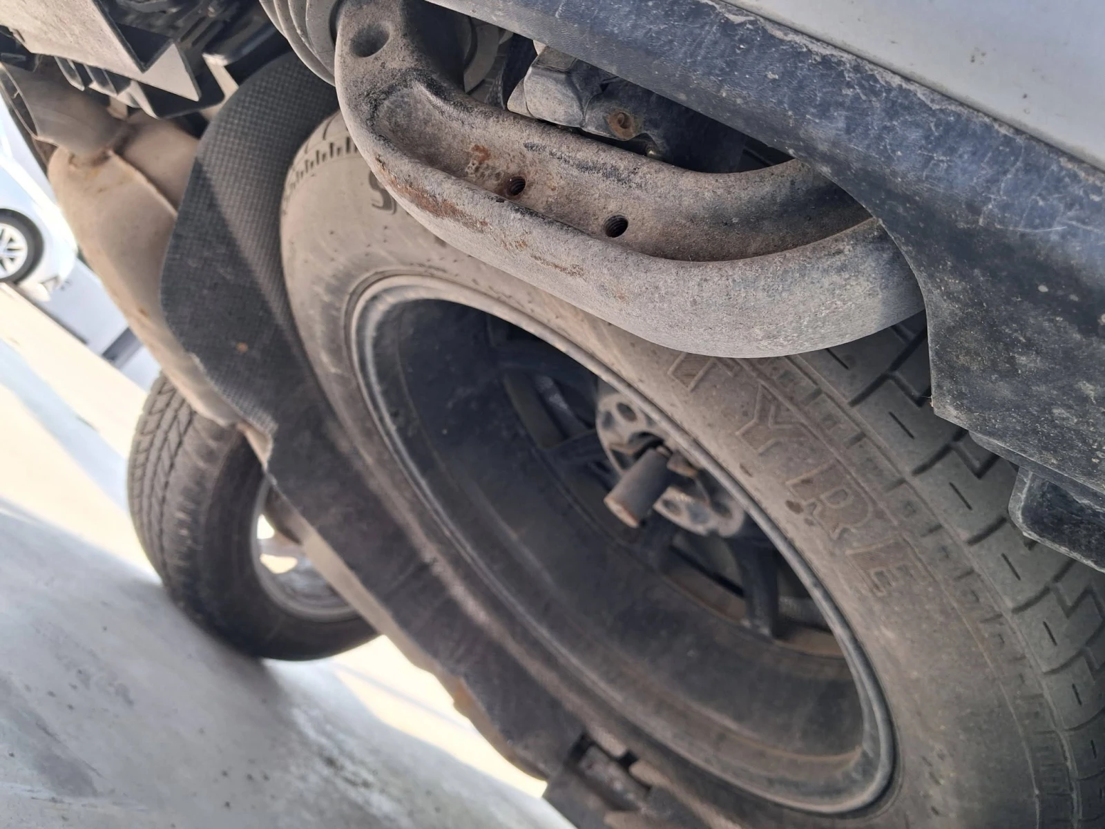 Land Rover Discovery 3.0dчасти, снимка 6 - Автомобили и джипове - 41400667