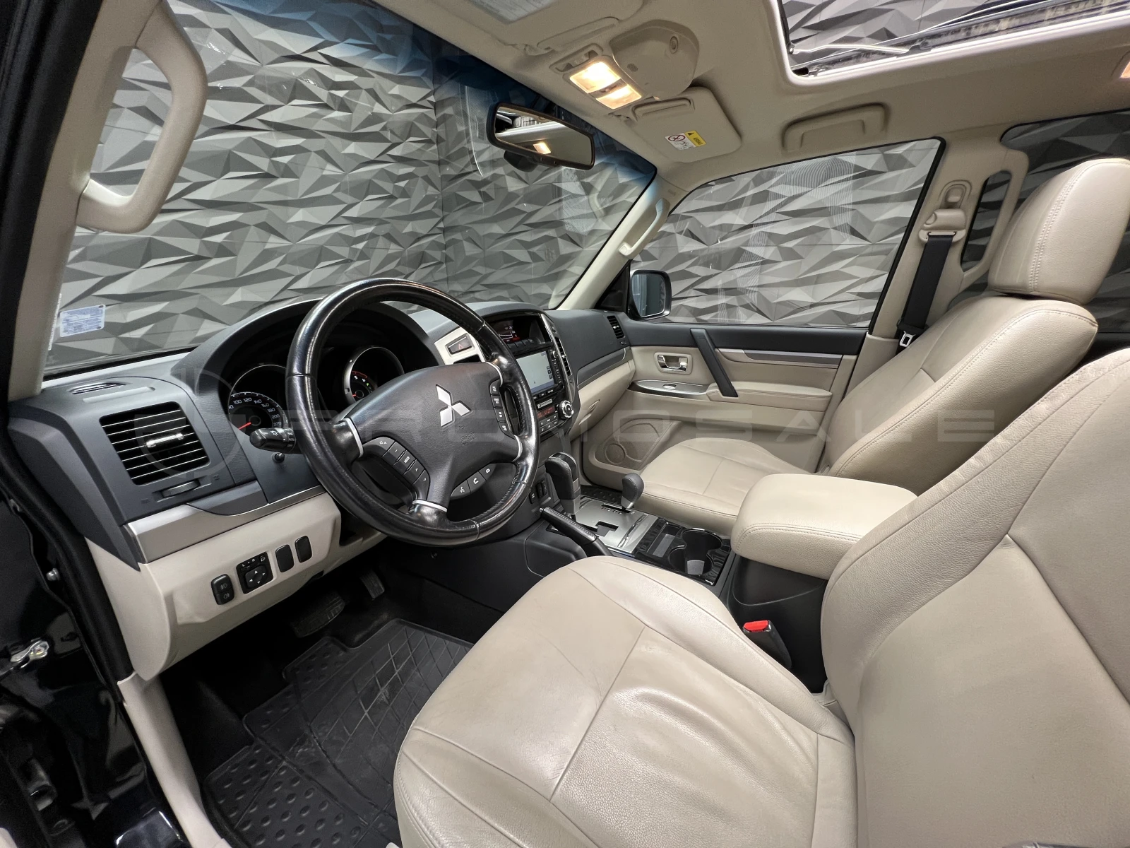 Mitsubishi Pajero 3.2 DI-D 16V 4WD - изображение 8