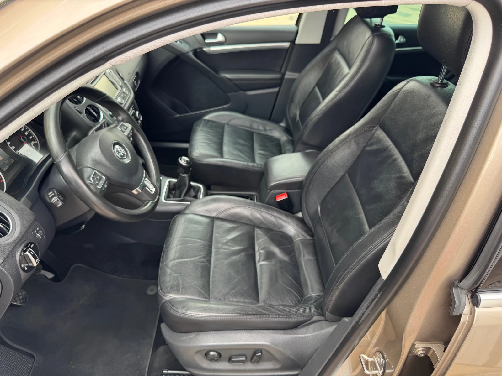 VW Tiguan 2.0TDI* NAVI* PARKASISTANS* PANORAMA* LIZING - изображение 4