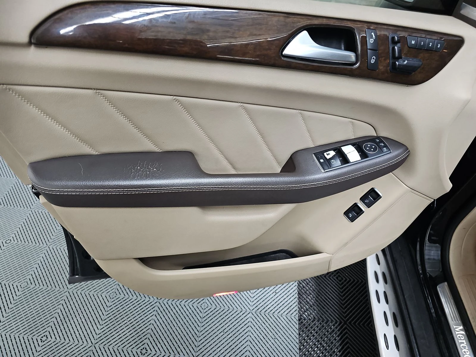 Mercedes-Benz GL 350 BlueTEC 4MATIC* Harman/Kardon* Щори* ТВ* Пано*  - изображение 7