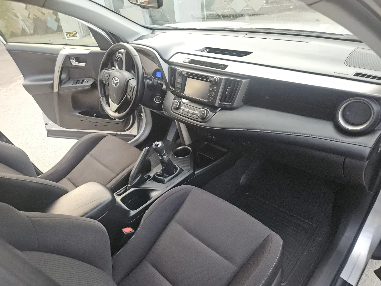 Toyota Rav4 2.2d4-d---4x4---navi | Mobile.bg   12