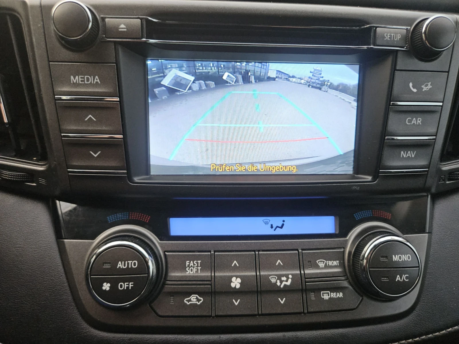 Toyota Rav4 2.2d4-d---4x4---navi | Mobile.bg   15