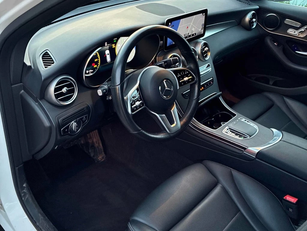 Mercedes-Benz GLC 300 * CARFAX * БЕЗ ПЪРВОНАЧАЛНА ВНОСКА - изображение 6