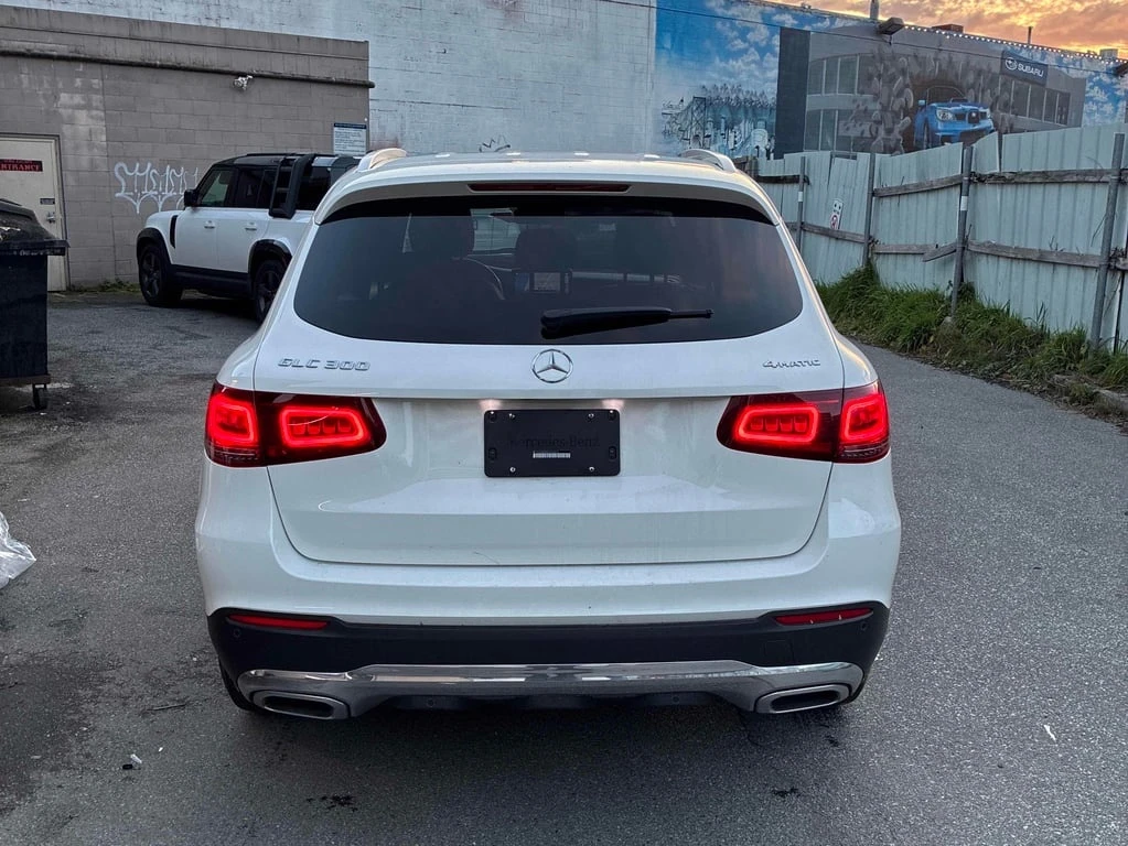 Mercedes-Benz GLC 300 * CARFAX * БЕЗ ПЪРВОНАЧАЛНА ВНОСКА - изображение 5