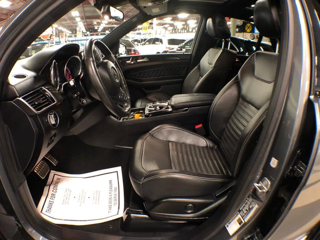 Mercedes-Benz GLE 43 AMG NIGHT PACK* HARMAN* PANO* 360* AMBIENT* KEYLESS GO - изображение 7