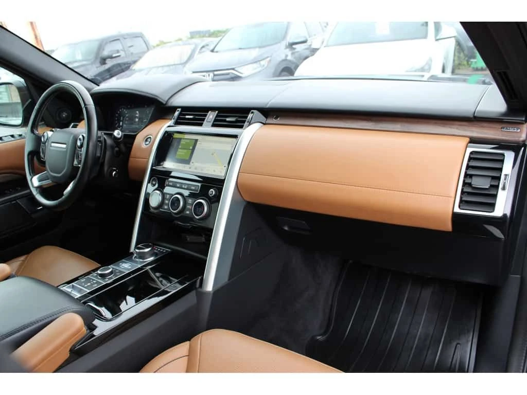 Land Rover Discovery * HSE Luxury Td6 Diesel No Accident 7 Passenger *  - изображение 10