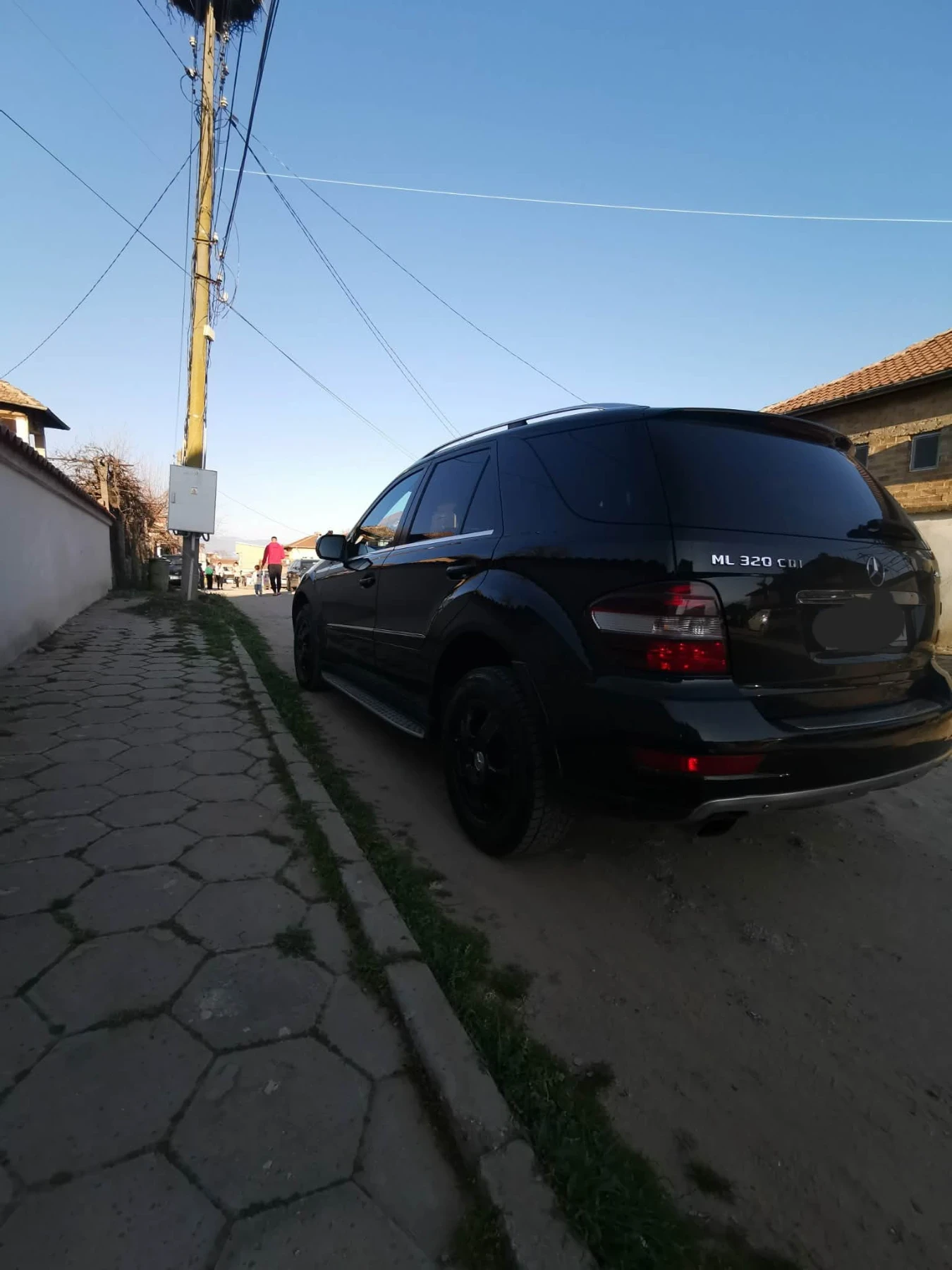 Mercedes-Benz ML 320, снимка 2 - Автомобили и джипове - 54112381