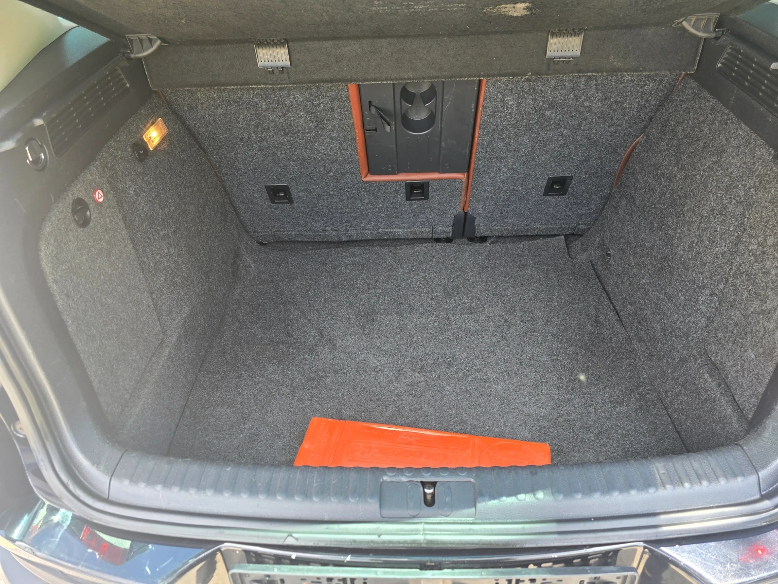 VW Tiguan 2.0TDI 4MOTION КОЖА DSG PANORAMA BI-XENON КАМЕРА, снимка 14 - Автомобили и джипове - 54594523