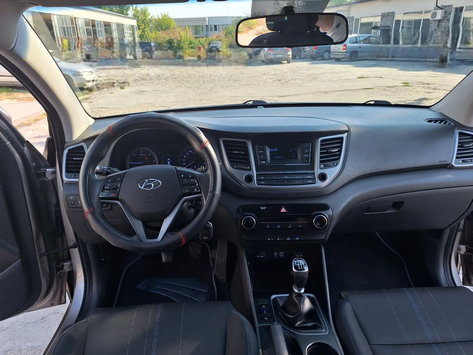 Hyundai Tucson 1.7d* 6ck-2018год-Лед-ТОП* , снимка 11 - Автомобили и джипове - 55932625