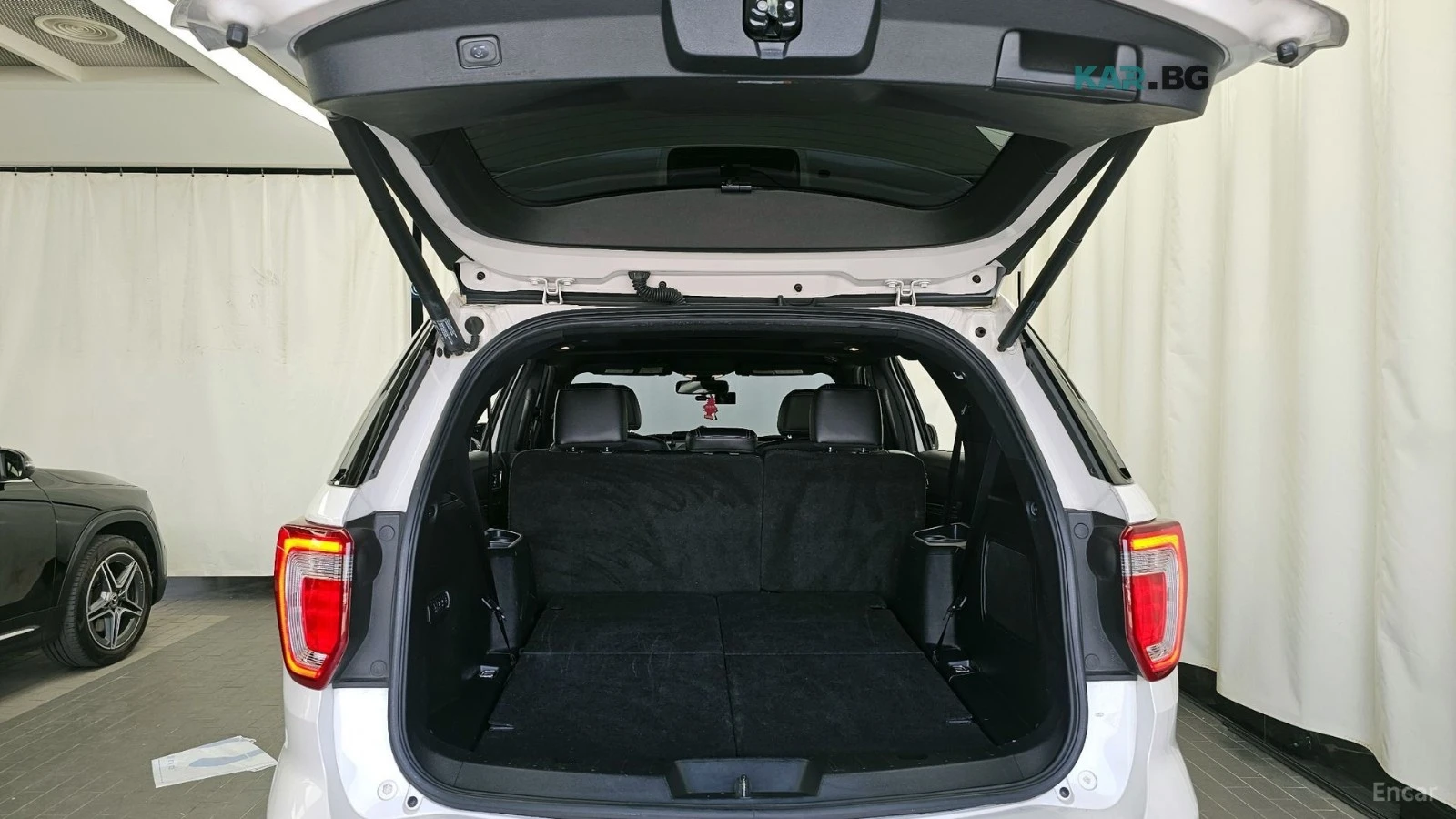 Ford Explorer 2.3 Limited 4x4* LANE SYS* BLINDSPOT, снимка 16 - Автомобили и джипове - 55825354
