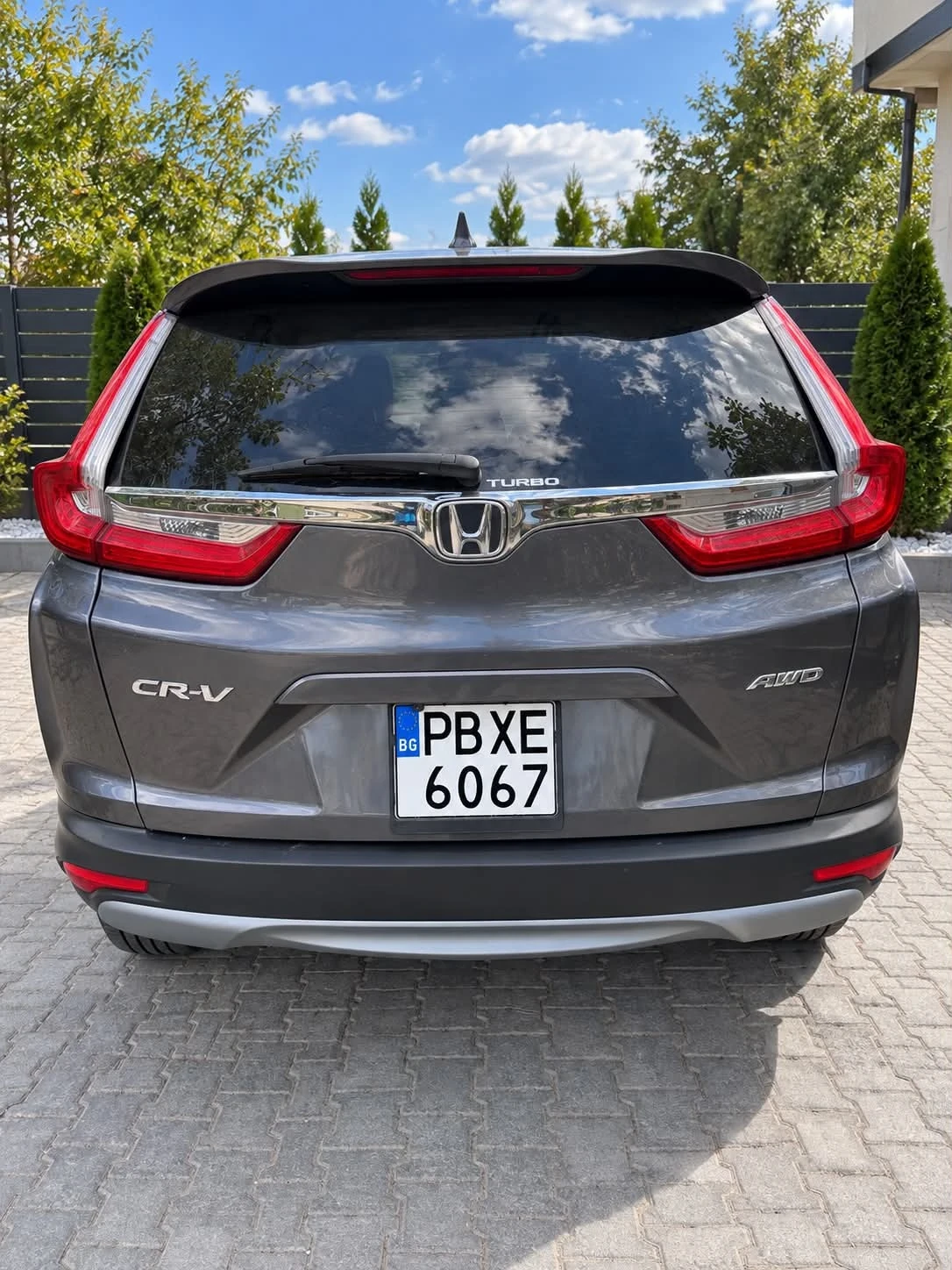 Honda Cr-v 1.5 Turbo 4x4, снимка 2 - Автомобили и джипове - 56186039