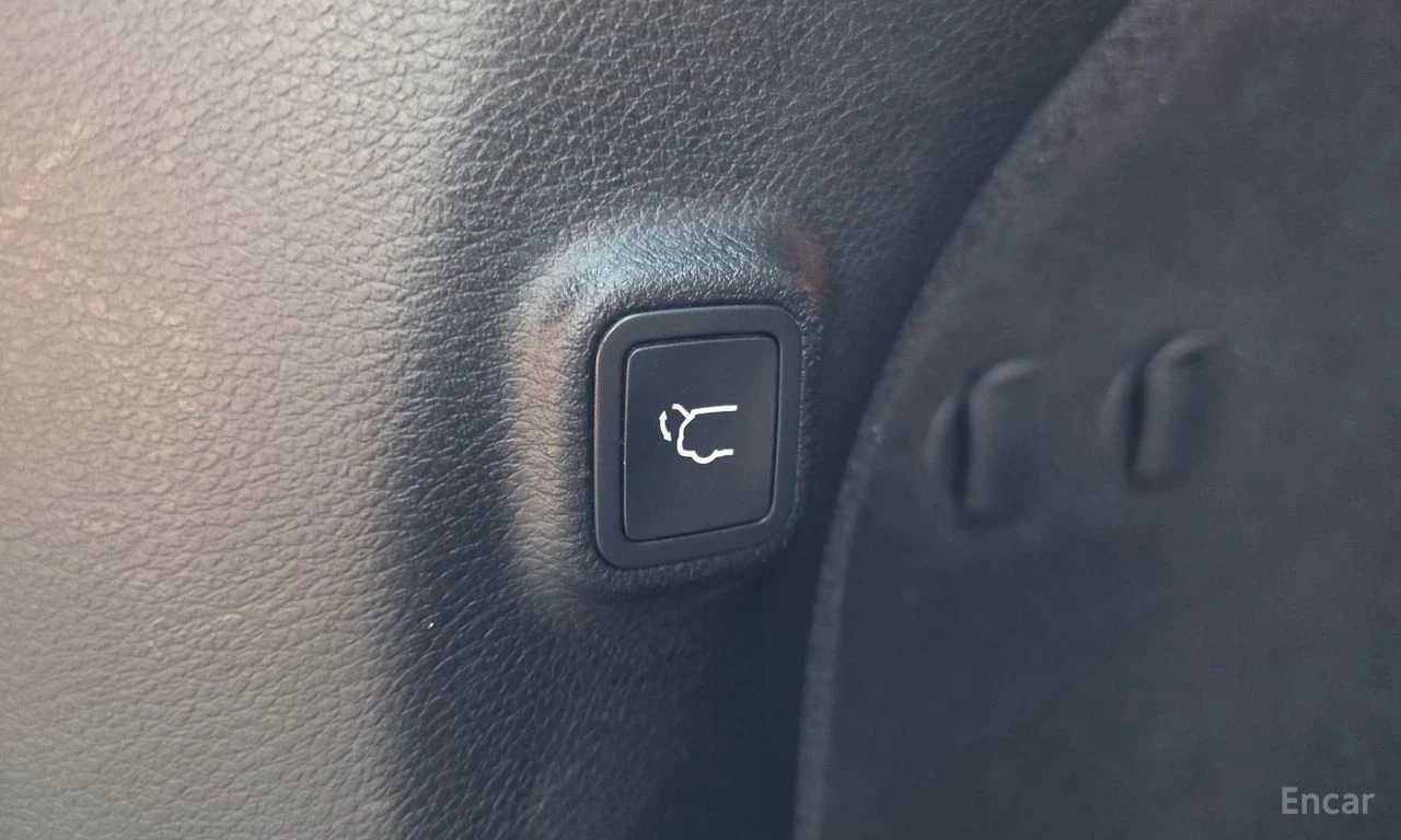Jeep Cherokee 2.4* 4X4* LIMITED* PANORAMA* DISTRONIC* �������* � | Mobile.bg � ����������� 17