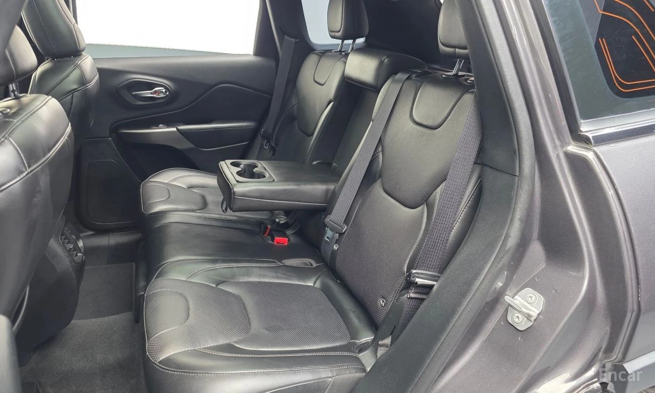 Jeep Cherokee 2.4* 4X4* LIMITED* PANORAMA* DISTRONIC* �������* � | Mobile.bg � ����������� 16