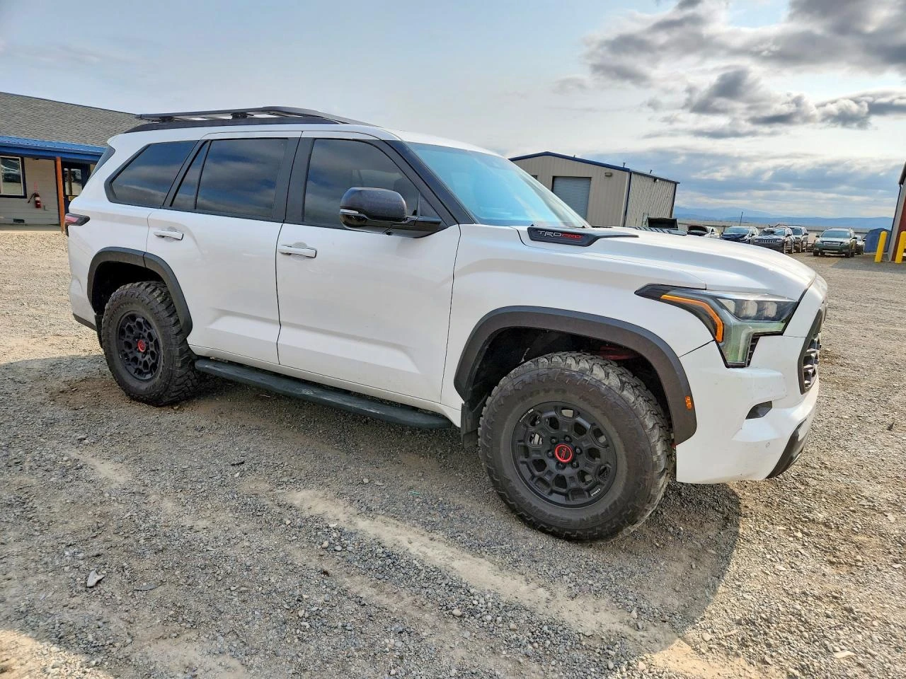 Toyota Sequoia 3.4l Trd Pro, снимка 4 - Автомобили и джипове - 56454345