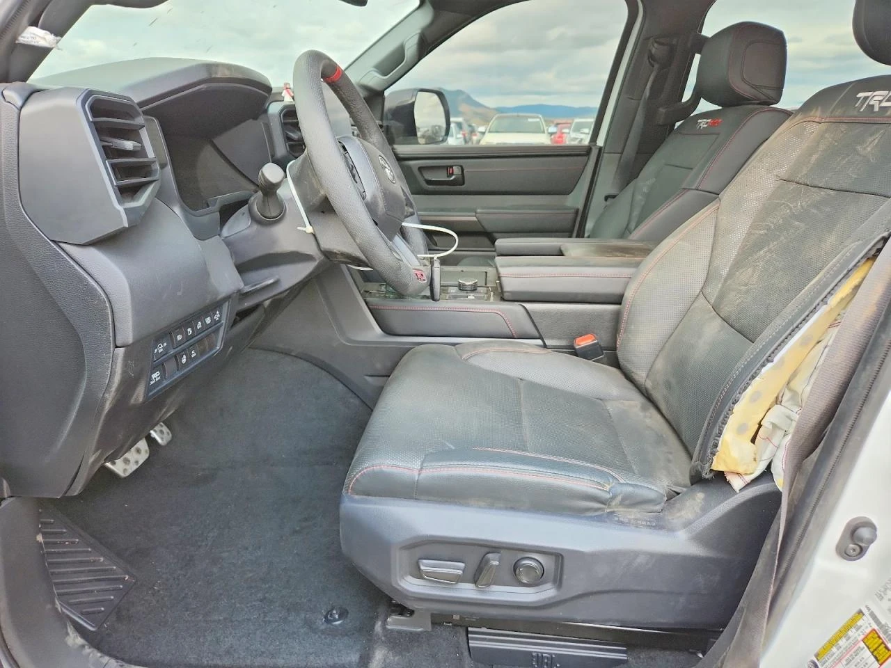 Toyota Sequoia 3.4l Trd Pro, снимка 7 - Автомобили и джипове - 56454345