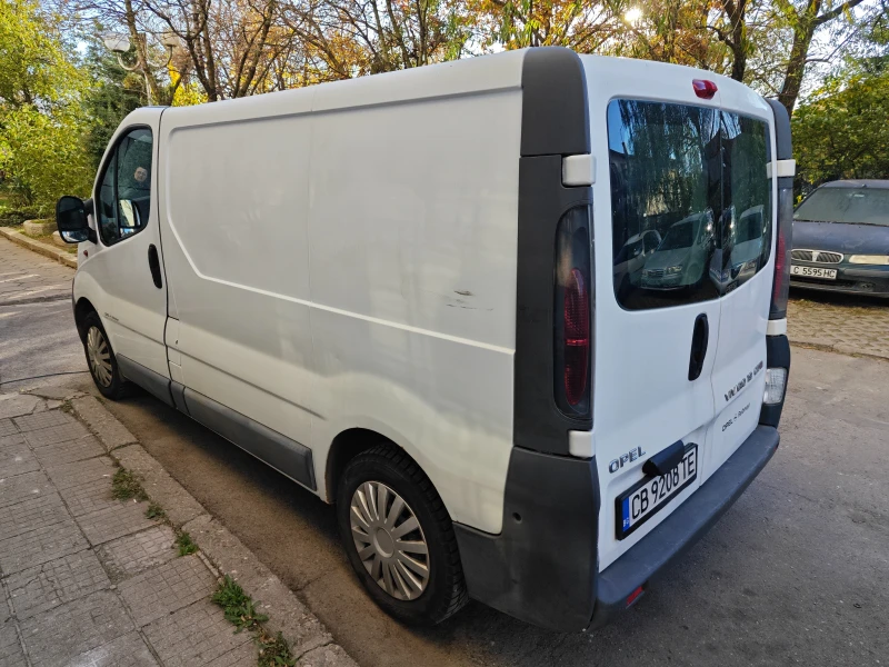 Opel Vivaro 1.9CDTI, снимка 14 - Бусове и автобуси - 47816712