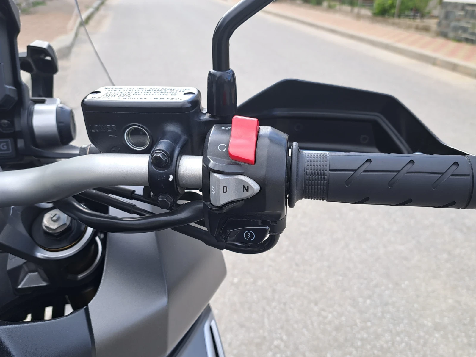 Honda X-ADV 750 ABS TC LED - изображение 7