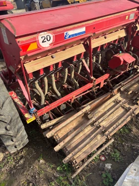 Сеялка Друга марка, снимка 1