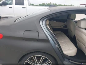 BMW 550 * M550i* XDRIVE* КОЖА* ПОДГРЕВ* ШИБИДАХ* HEAD-UP* , снимка 7