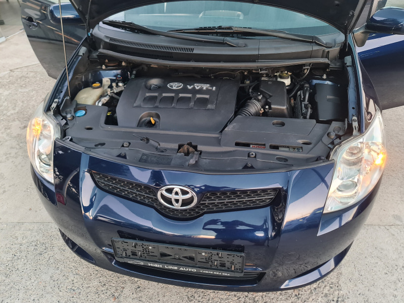 Toyota Auris 1.6 Vvti KeyLess Go Климатроник, снимка 15 - Автомобили и джипове - 46785076