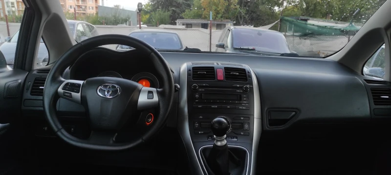 Toyota Auris 2.0D4D FACE 126PS , снимка 15 - Автомобили и джипове - 47004793