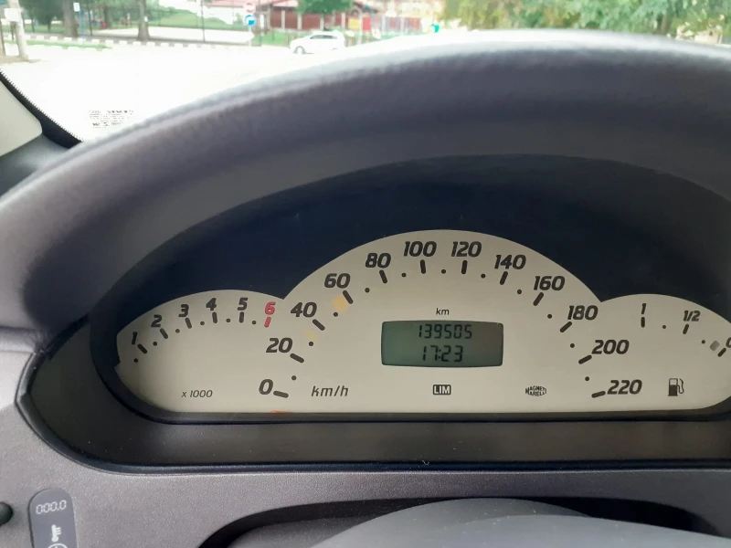 Mercedes-Benz A 140, снимка 11 - Автомобили и джипове - 47279373