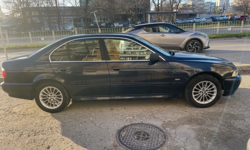 BMW 520 2.2, снимка 5 - Автомобили и джипове - 48443050