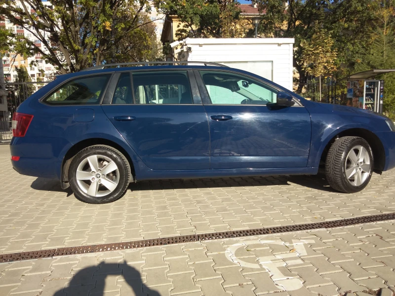 Skoda Octavia, снимка 2 - Автомобили и джипове - 47839073