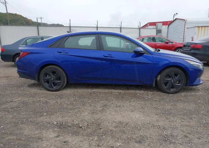 Hyundai Elantra 2.0L I-4 DOHC, VVT, 147HP, снимка 11 - Автомобили и джипове - 47982263