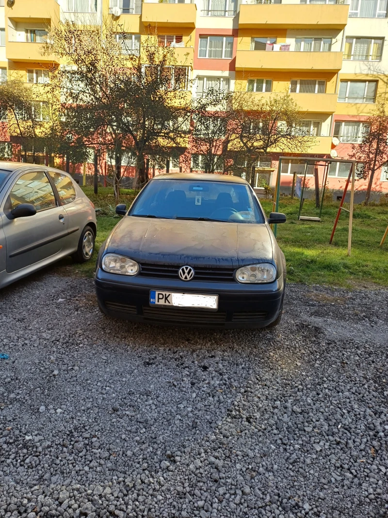 VW Golf, снимка 4 - Автомобили и джипове - 48035337