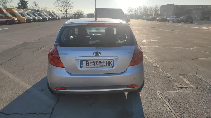 Kia Ceed, снимка 3 - Автомобили и джипове - 48507260