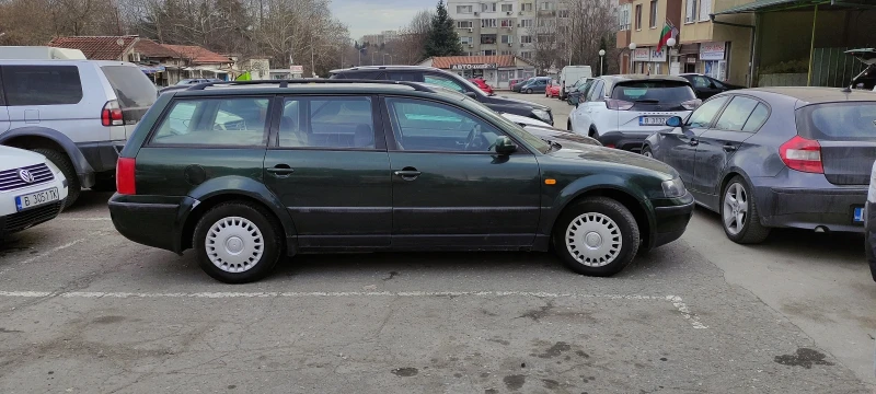 VW Passat, снимка 10 - Автомобили и джипове - 48813968