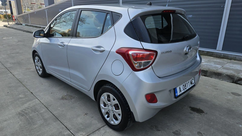 Hyundai I10 1.2 Automatic, снимка 3 - Автомобили и джипове - 49324546