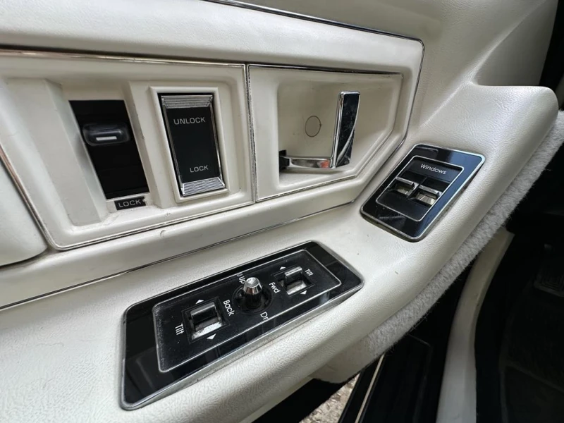 Cadillac Eldorado Biaritz, снимка 5 - Автомобили и джипове - 51723286