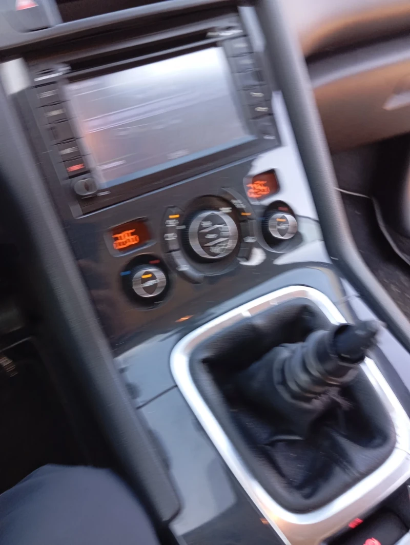 Peugeot 5008 2.0hdi, снимка 7 - Автомобили и джипове - 52660157