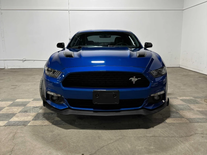 Ford Mustang GT * * CALIFORNIA * * CARFAX * * АВТО КРЕДИТ * * , снимка 3 - Автомобили и джипове - 52714900