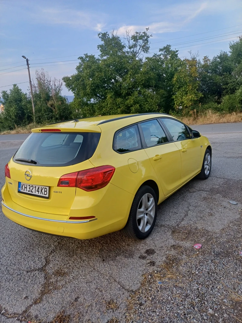Opel Astra, снимка 11 - Автомобили и джипове - 52740850