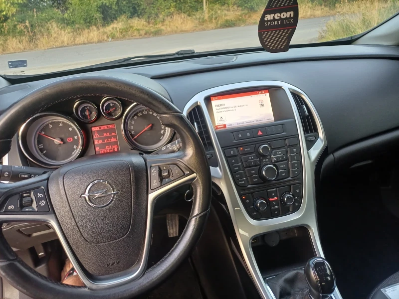 Opel Astra, снимка 14 - Автомобили и джипове - 52740850