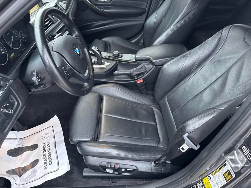 BMW 335 * 335i xDrive * CARFAX * БЕЗ ПЪРВОНАЧАЛНА ВНОСКА, снимка 17 - Автомобили и джипове - 53113182