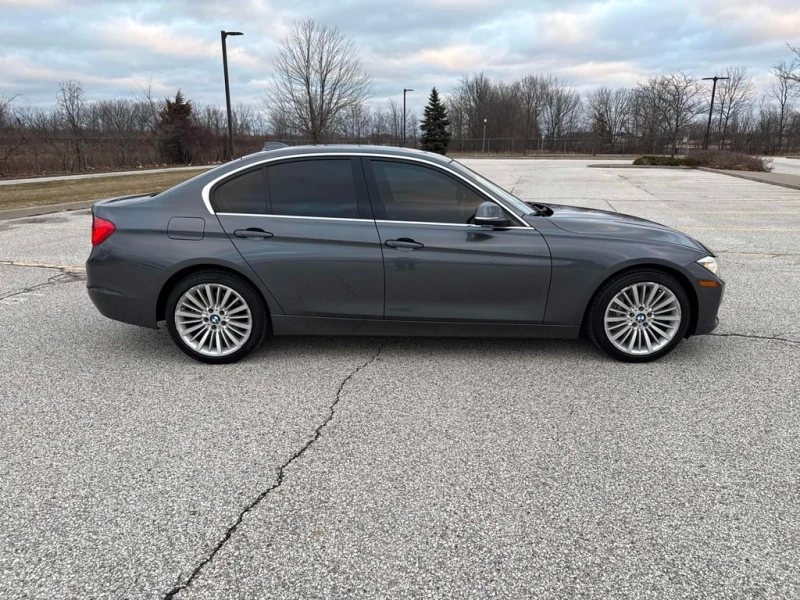 BMW 335 * 335i xDrive * CARFAX * БЕЗ ПЪРВОНАЧАЛНА ВНОСКА, снимка 3 - Автомобили и джипове - 53113182